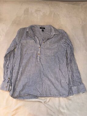 Chaps Blue and White Striped Top 55% Linen 45% Cotton Size Large